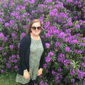 Meet your Posher, Becca